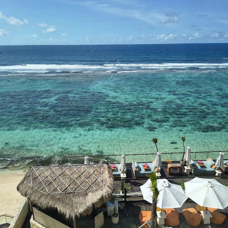 Klive Beach Club