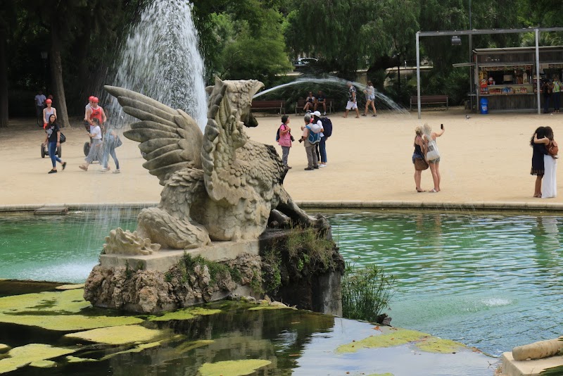Barcelona in 4 days: tapas, beach mornings, real late nights